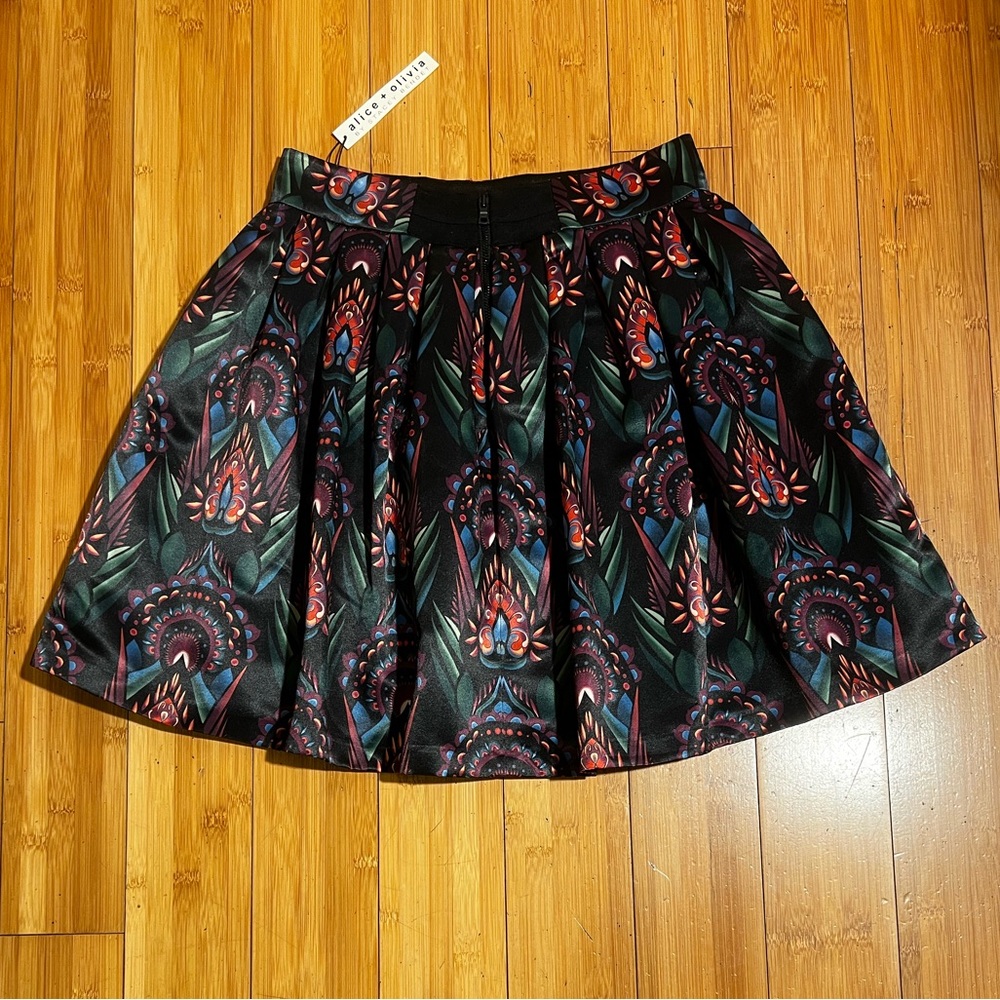 NWT ALICE + OLIVIA Stora Pleated Pouf Skirt in Ombre Deco Size 2 - Picture 5 of 16